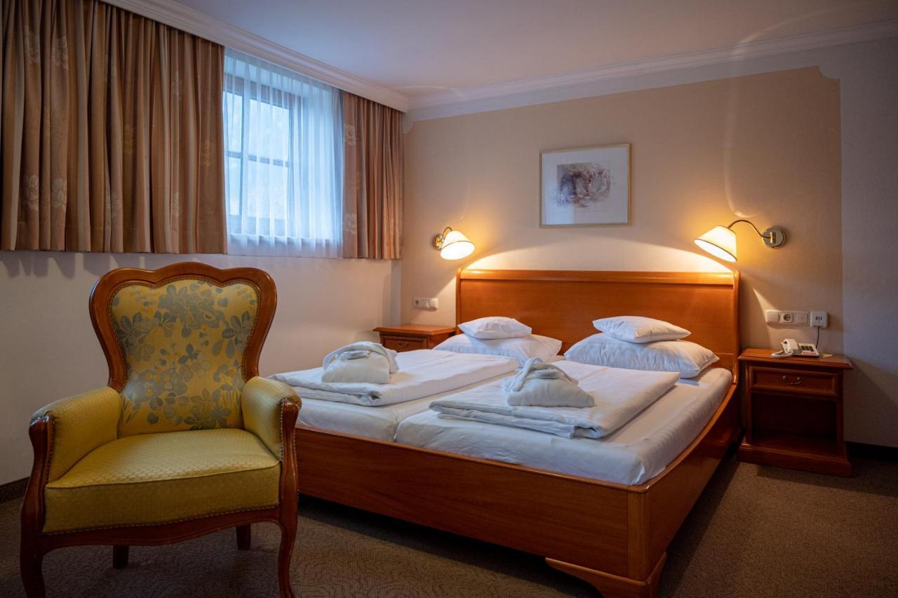Waldheim Garni 4*